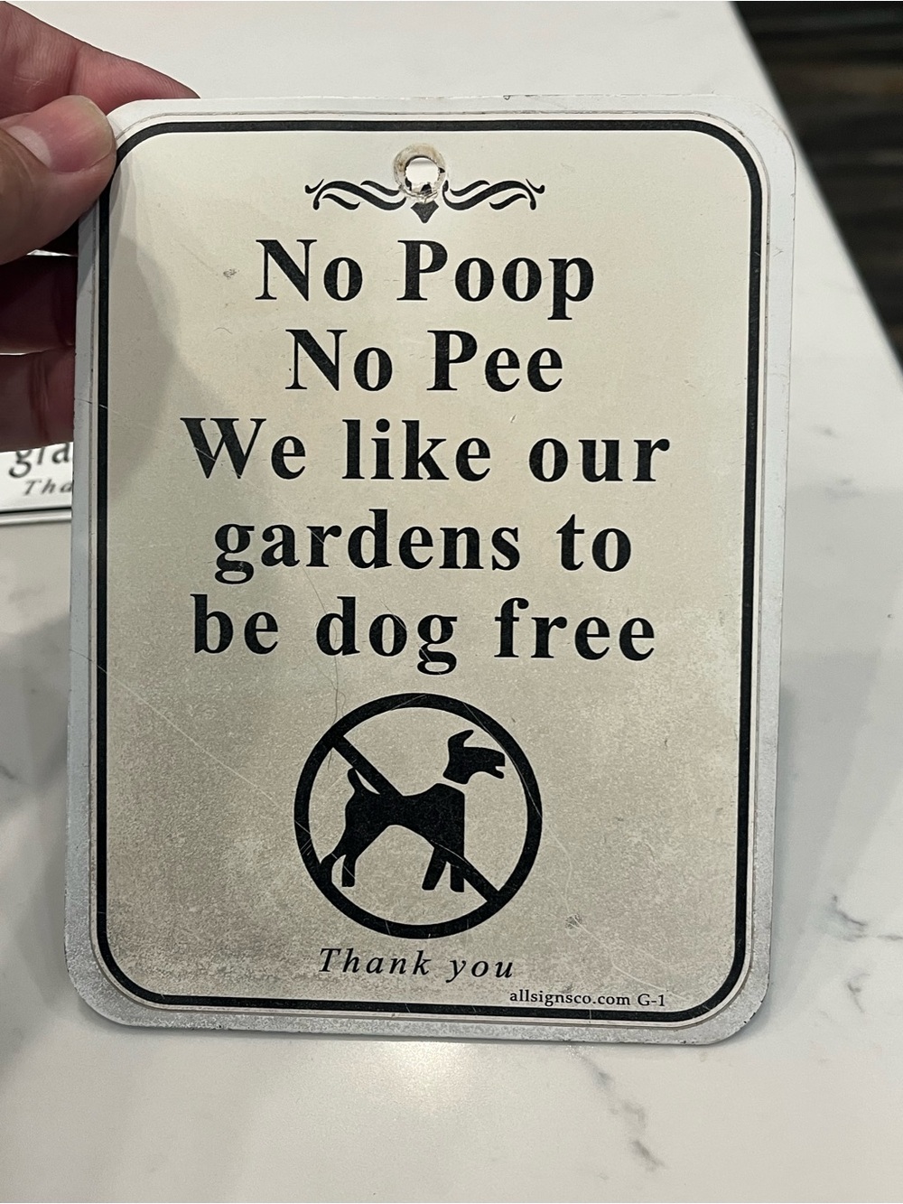Set of 3 Pet/No Dog Signs + 3 Green Metal Posts & Screws